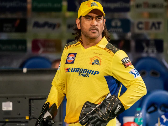 dhoni